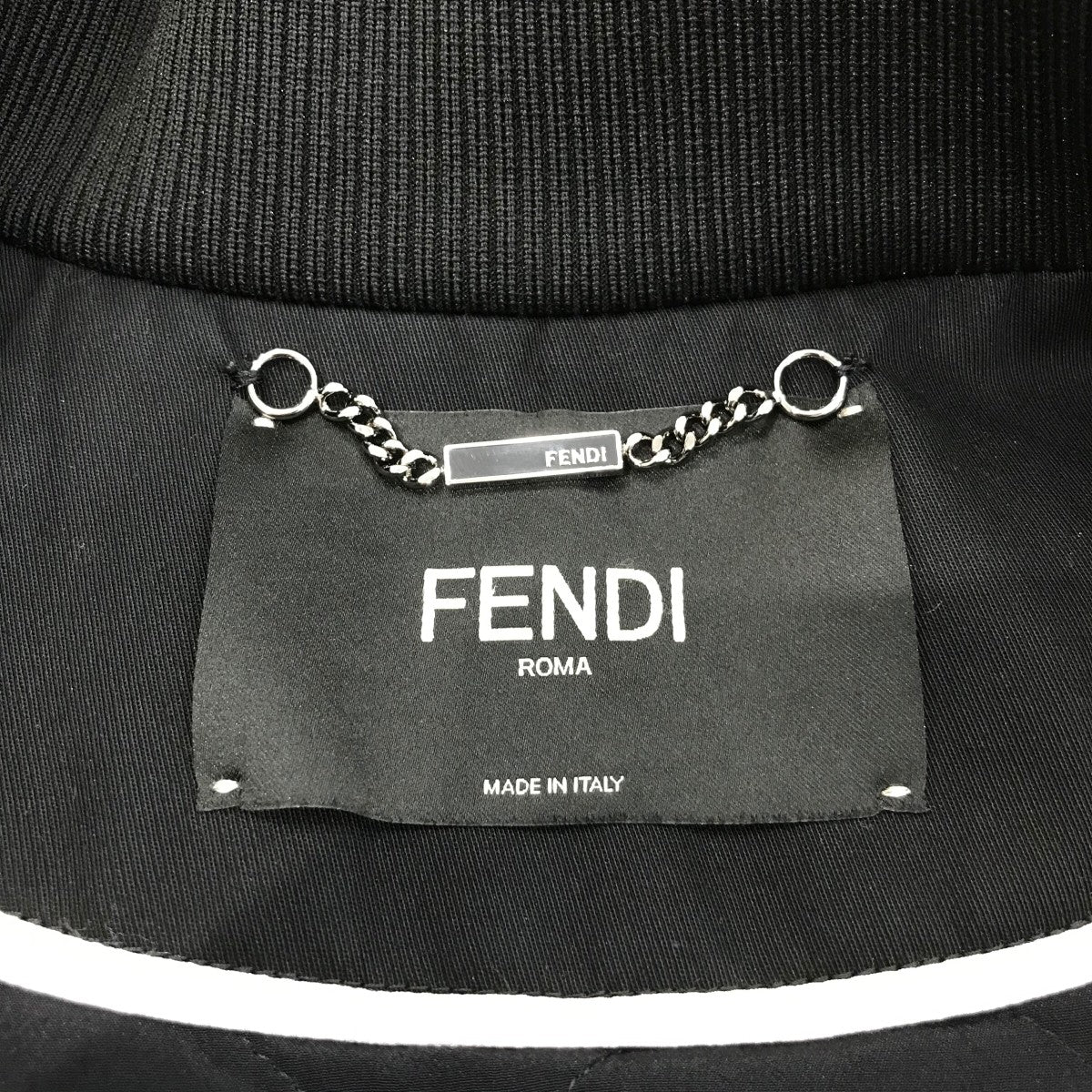 FENDI ブルゾンFJ6821 A1EA 古着・中古-6枚目のアイテム画像
