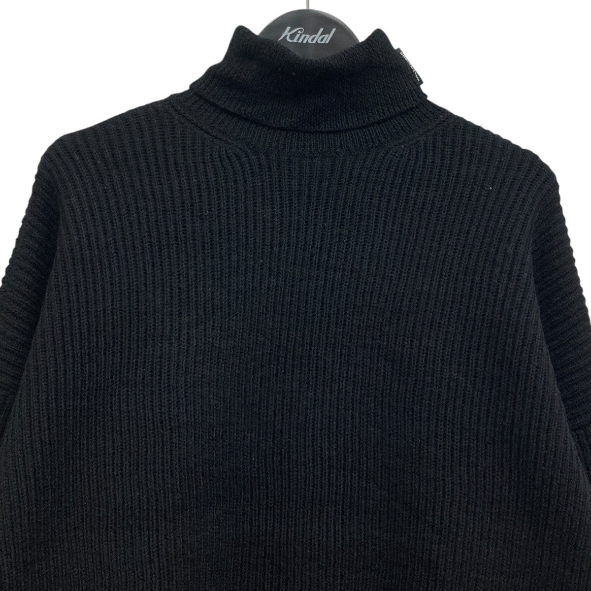 【美品】　バレンシアガ　ブラック タートルネック レーヨン ニット きれいめ 美品】 バレンシアガ ブラック タートルネック レーヨン ニット