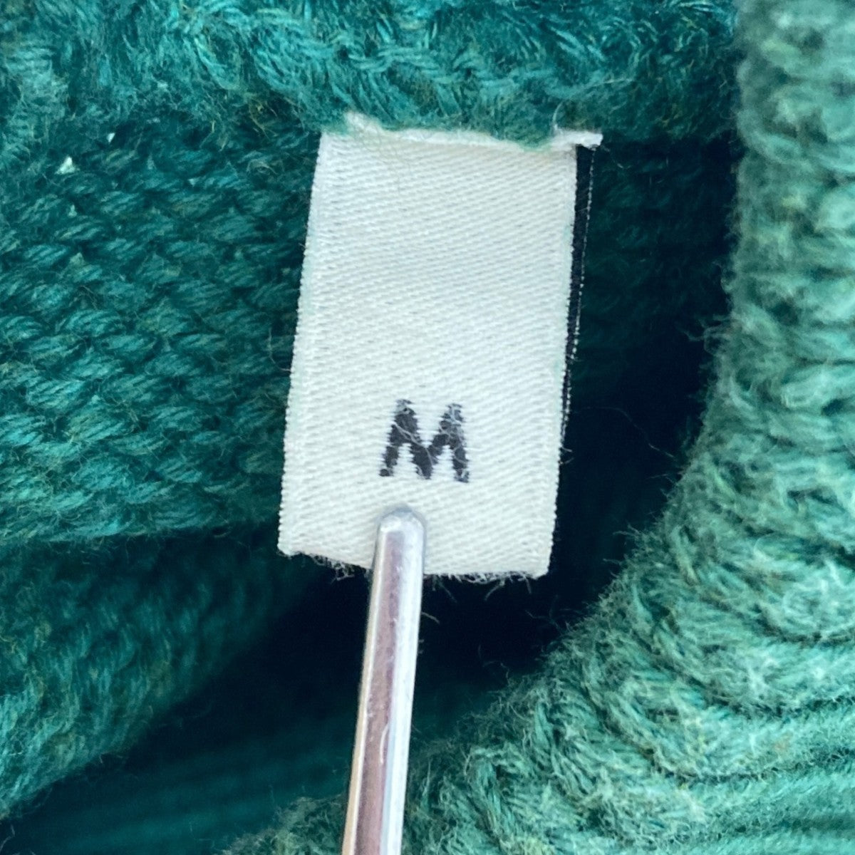amiparis グリーン 刺繍 セーター 95cm amiparis グリーン 刺繍 セーター 95cm