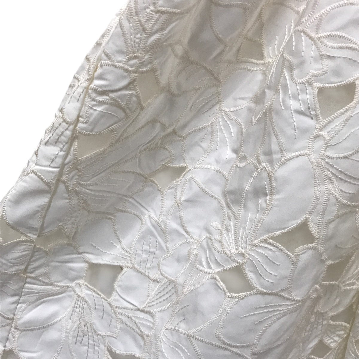 eimy istoire(エイミーイストワール) flower embroideryニット