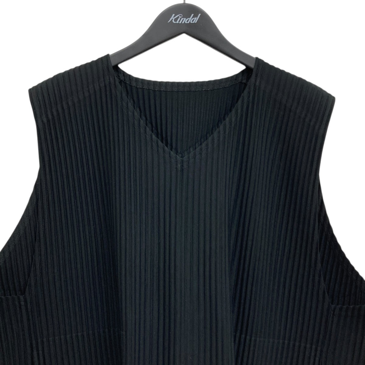 HOMME PLISSÉ ISSEY MIYAKE – ISSEY MIYAKE ONLINE STORE