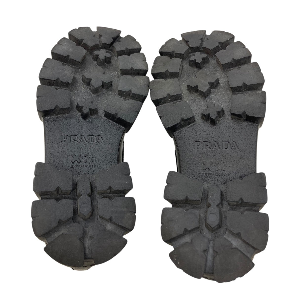 プラダ　PRADA ヒョウ柄ポインテッドトゥローファー箱付き　裏張り有　36.5 プラダ PRADA ヒョウ柄ポインテッドトゥローファー箱付き 裏張り