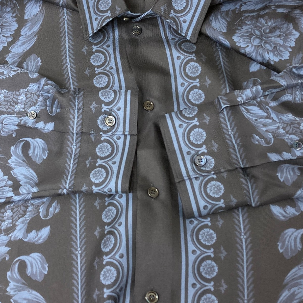 (SALE)【ヴェルサーチ】フロック バロッコ シルエットターコイズ VERSACE(ヴェルサーチ) バロッコ シルク シャツ 1012141