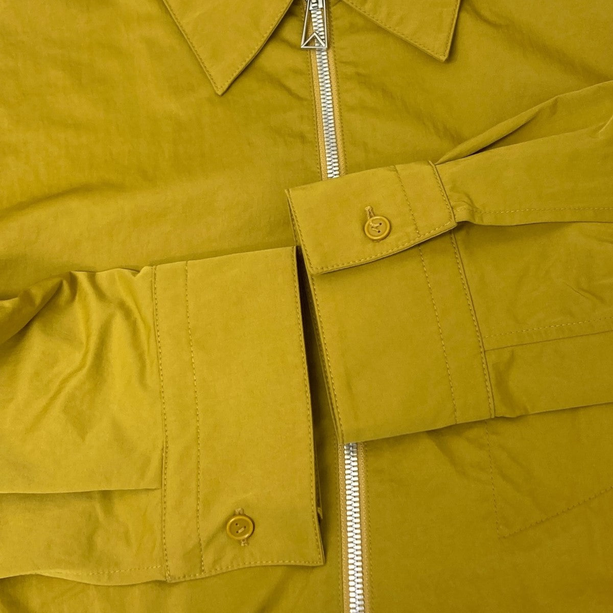 BOTTEGA VENETA(ボッテガヴェネタ) ジップアップナイロンブルゾン