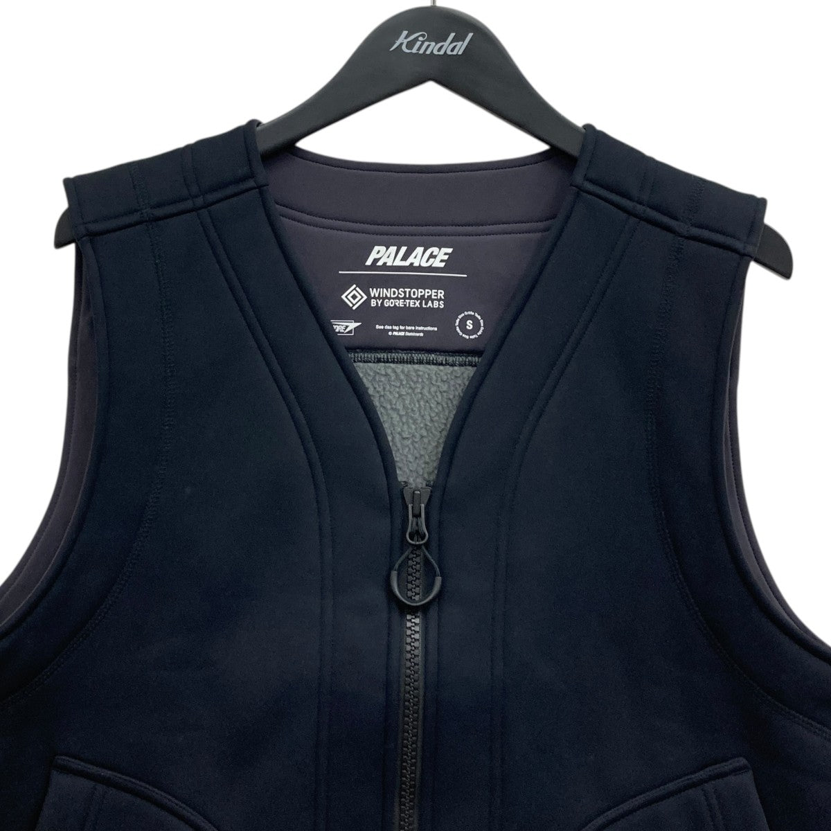 トップス palace GORE-TEX WINDSTOPPER VEST PALACE(パレス) GORE-TEX WINDSTOPPER VEST ブラック サイズ S｜【公式