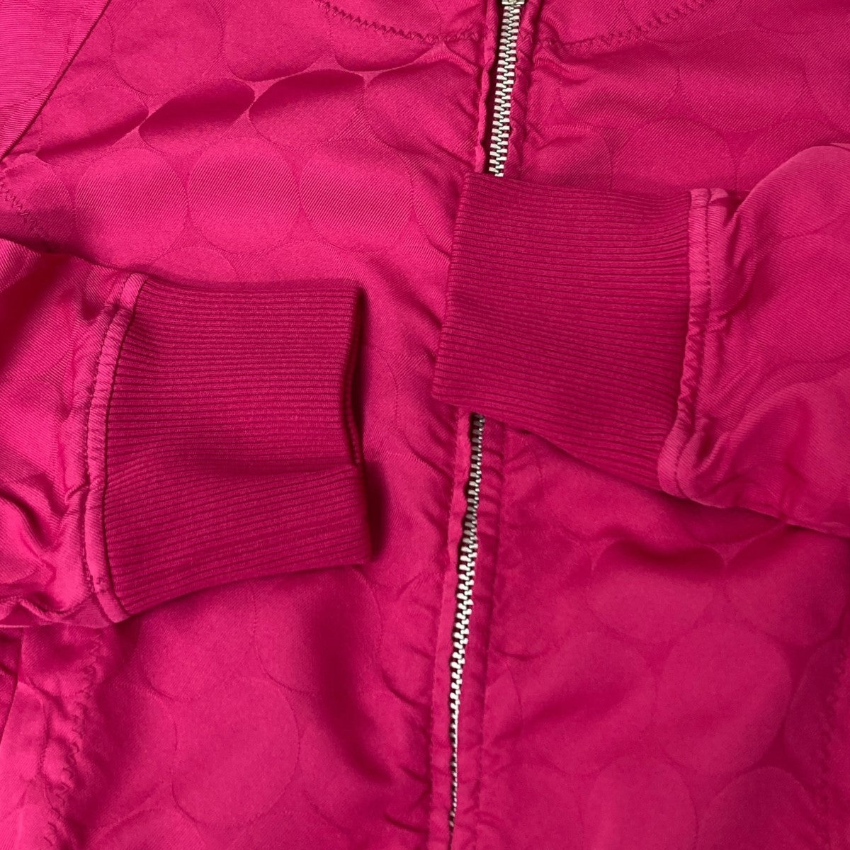 ドットジャガードジャケット