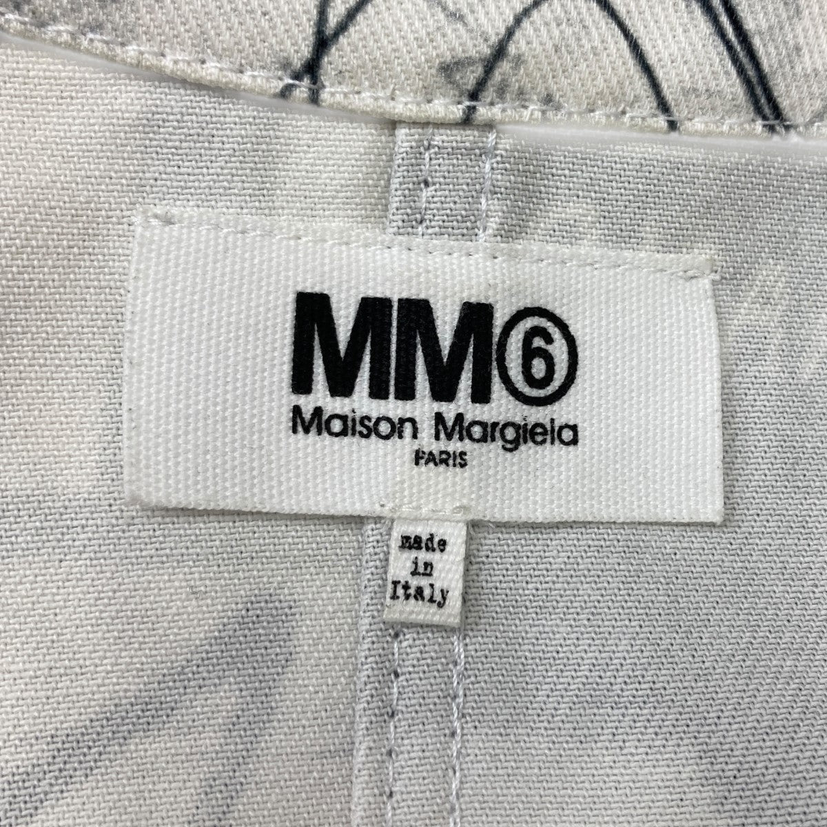 MM6 Maison Margiela(マルタンマルジェラ) ノーカラーグラフィック