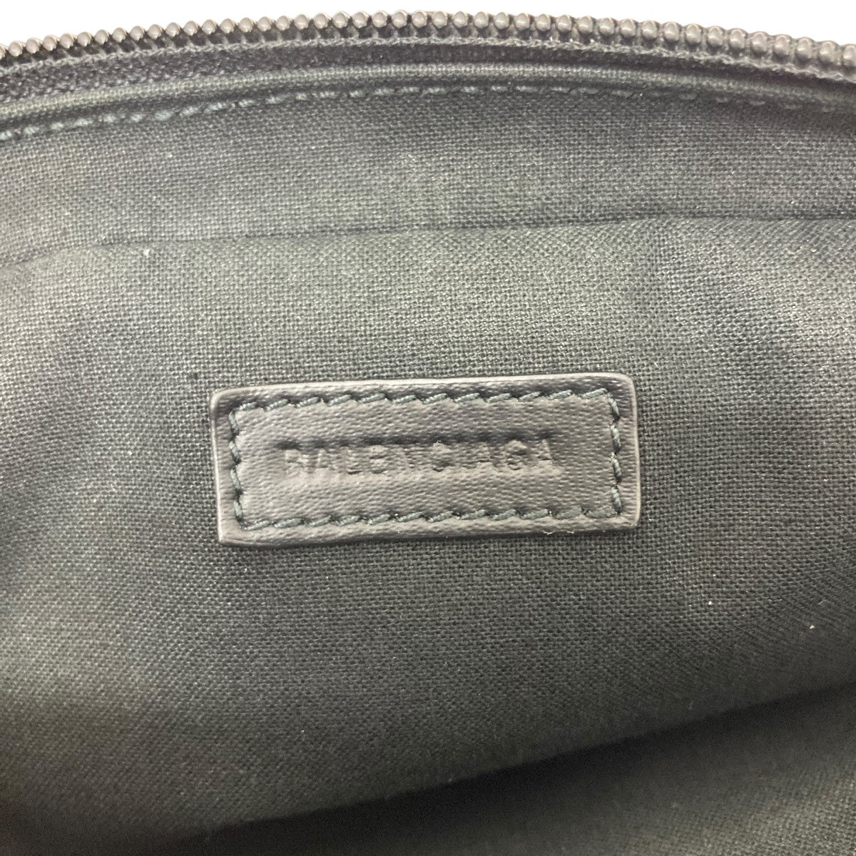 BALENCIAGA(バレンシアガ) エクスプローラークロスボディバッグ