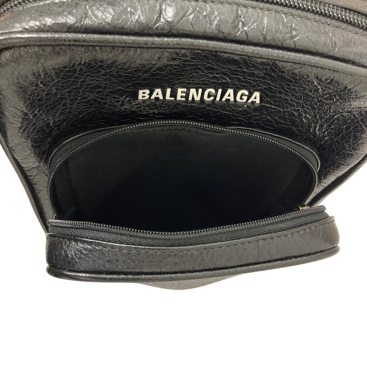【新品未使用】国内正規品BALENCIAGA エクスプローラークロスボディバッグ バレンシアガエクスプローラー クロスボディバッグ 黒 ユニ
