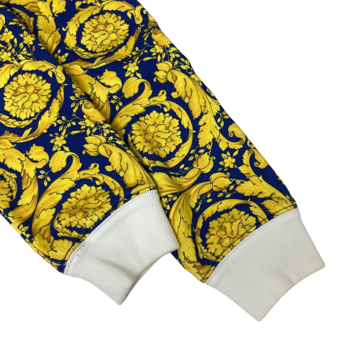 VERSACE(ヴェルサーチ) プルオーバーパーカー ブルー×イエロー