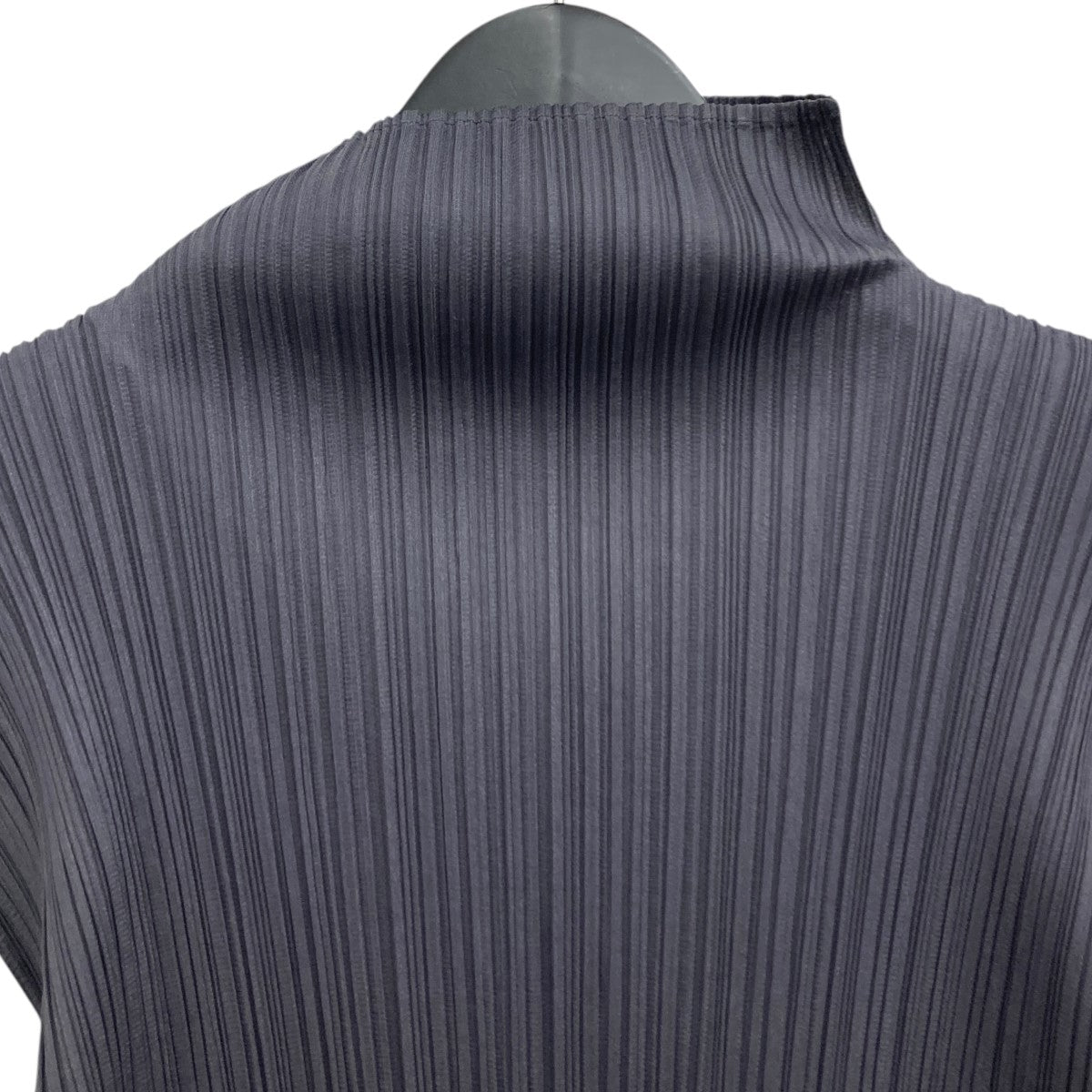 PLEATS PLEASE プリーツプリーズ　カットソー　サイズ　3 PLEATS PLEASE(プリーツプリーズ) ノースリーブカットソー PP04