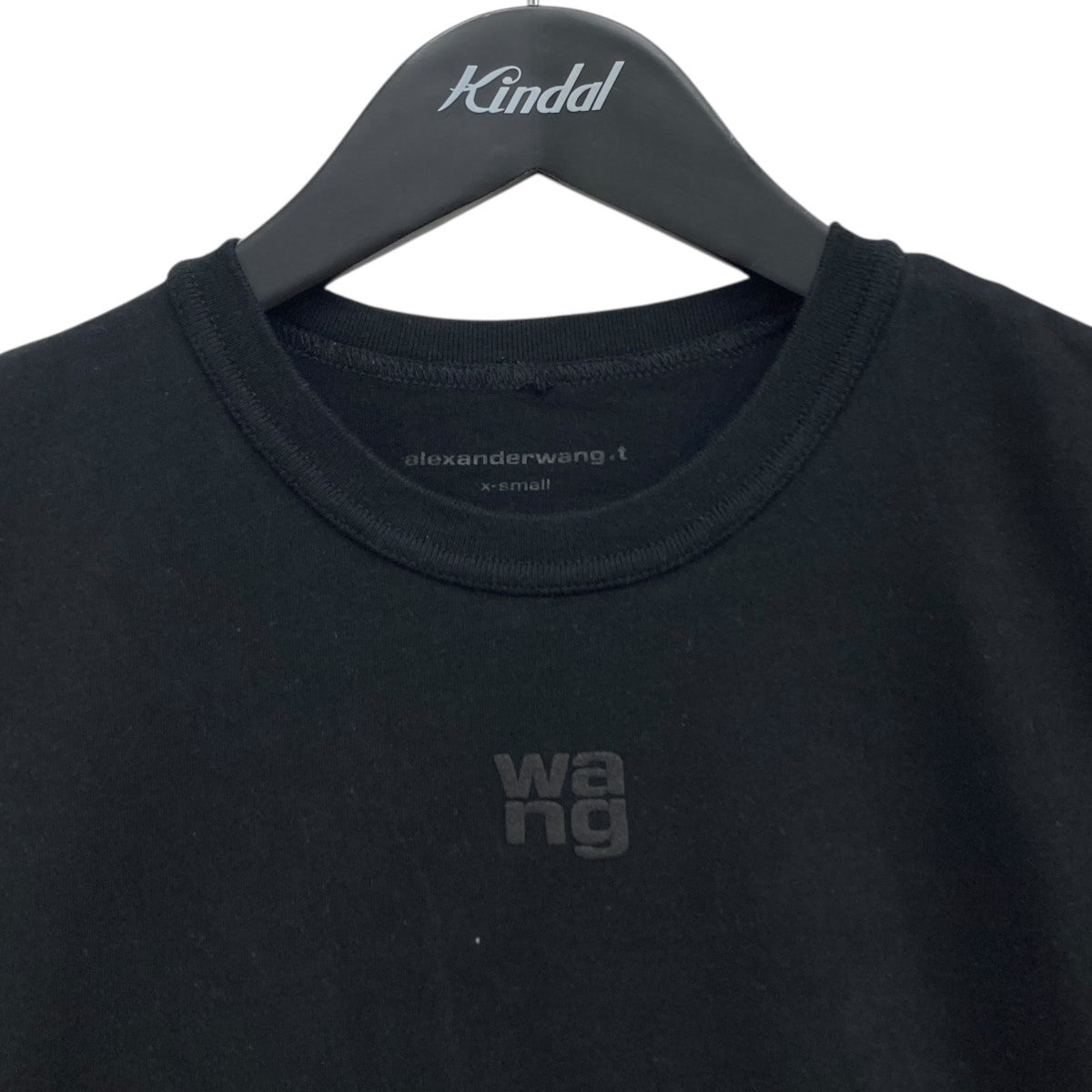 胸ロゴＴシャツ