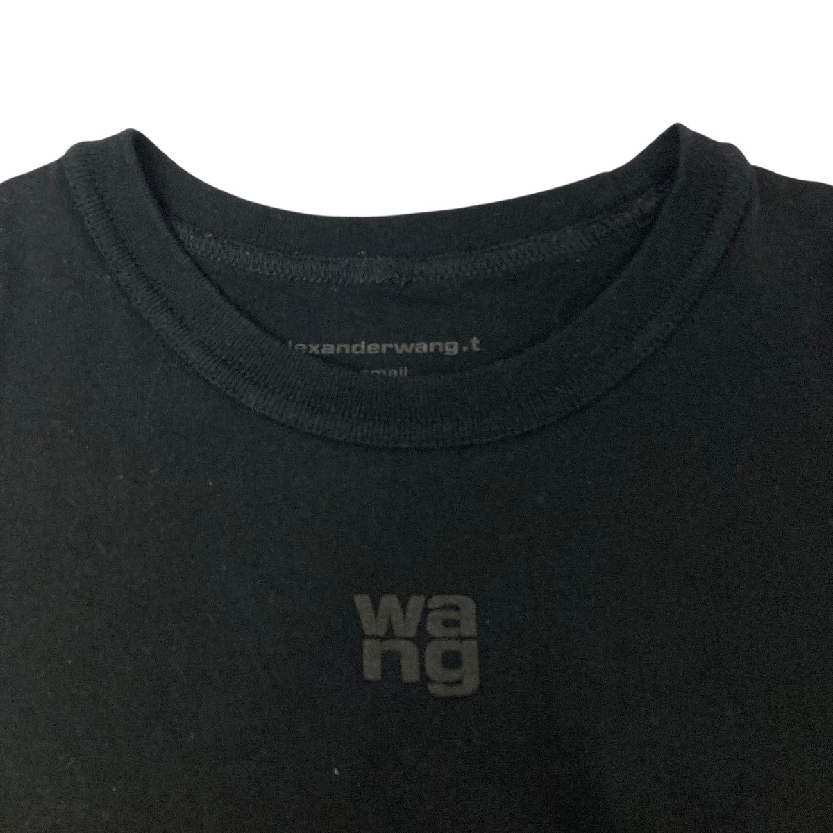 胸ロゴＴシャツ