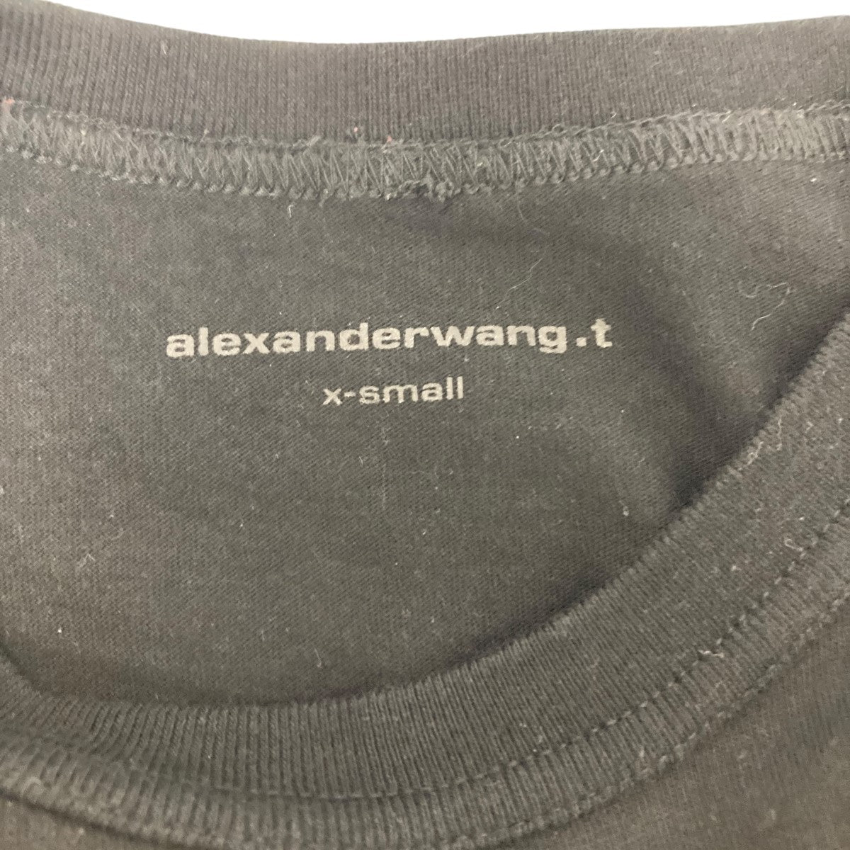 胸ロゴＴシャツ