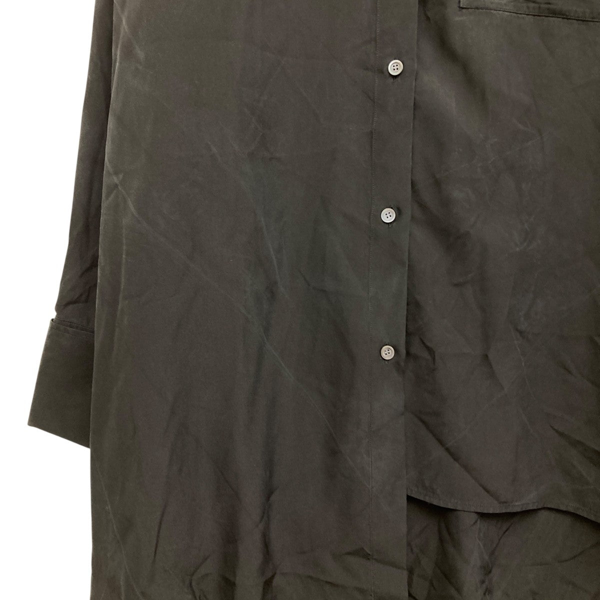 美品 LOEWE ロエベ シルク100%シャツ アナグラム刺繍 イタリア L相当 美品 LOEWE ロエベ シルク100%シャツ アナグラム刺繍 イタリア L