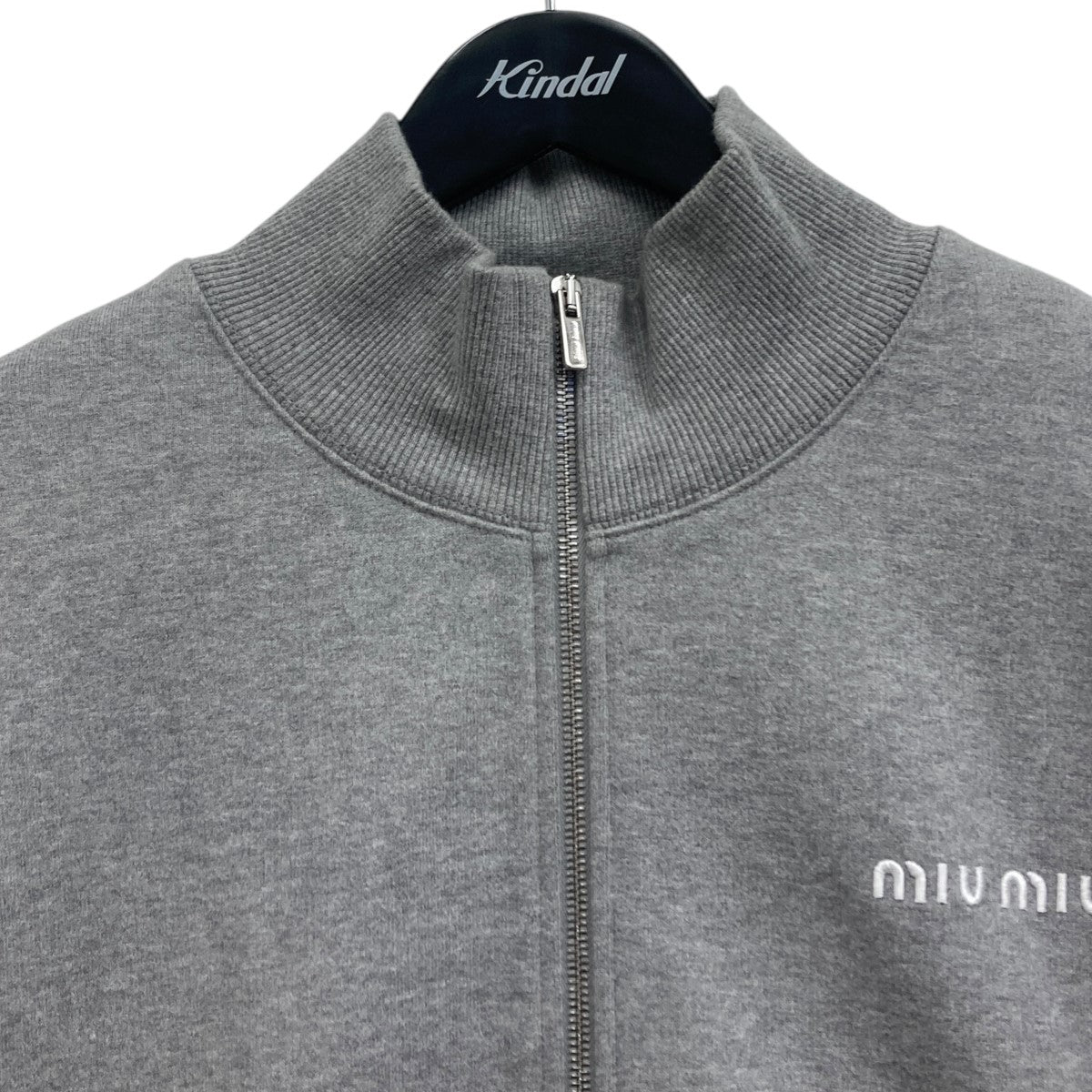 MIU MIU(ミュウミュウ) エンブロイダリーロゴジップアップブルゾン