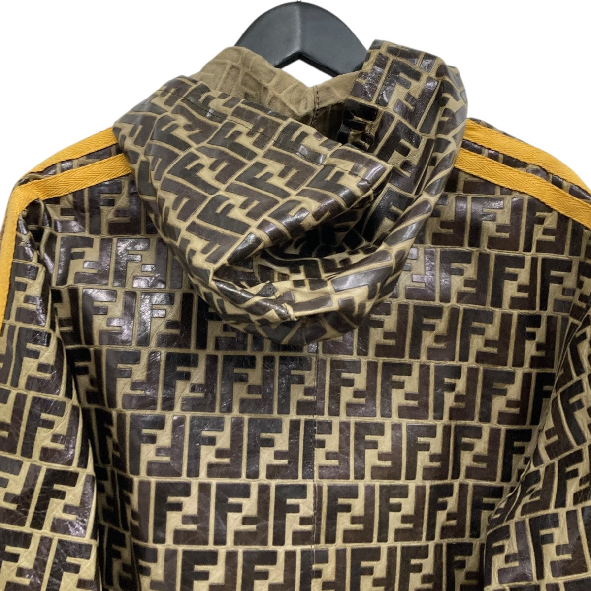 FENDI フェンディ ジャケット サイズ44 ズッカ柄 FENDI(フェンディ) ズッカレザージャケット 565907 ブラウン×イエロー