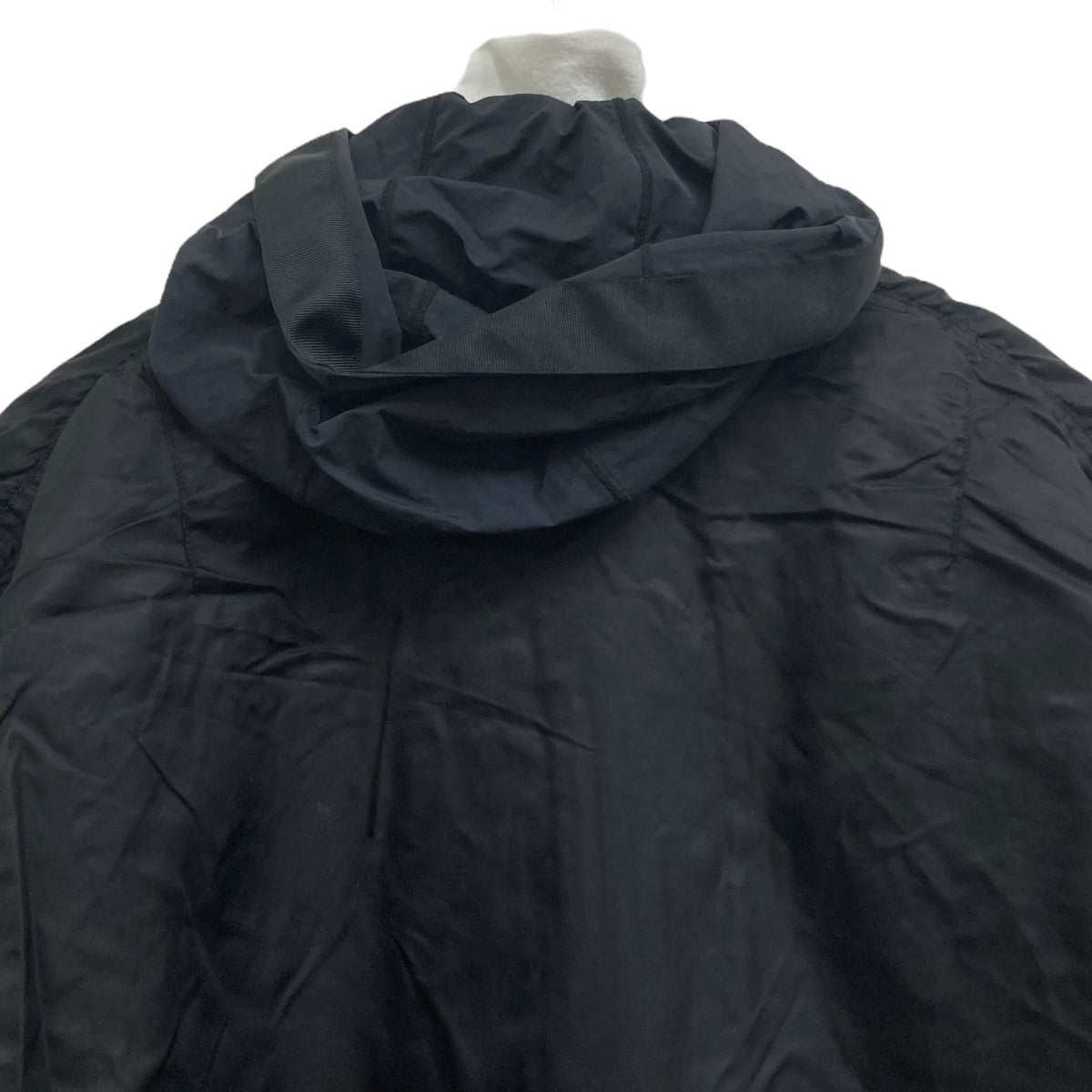 sacai×NIKE レイヤードジャケット CZ4697-010 ブラック×ホワイト