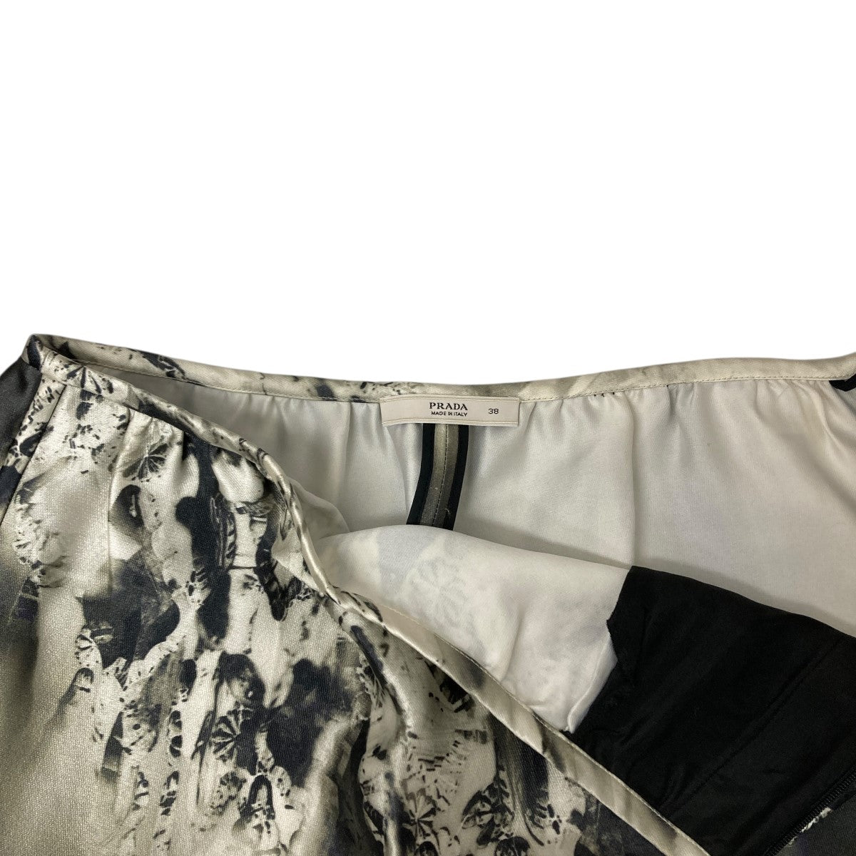 PRADA シルクスカート 古着・中古-3枚目のアイテム画像