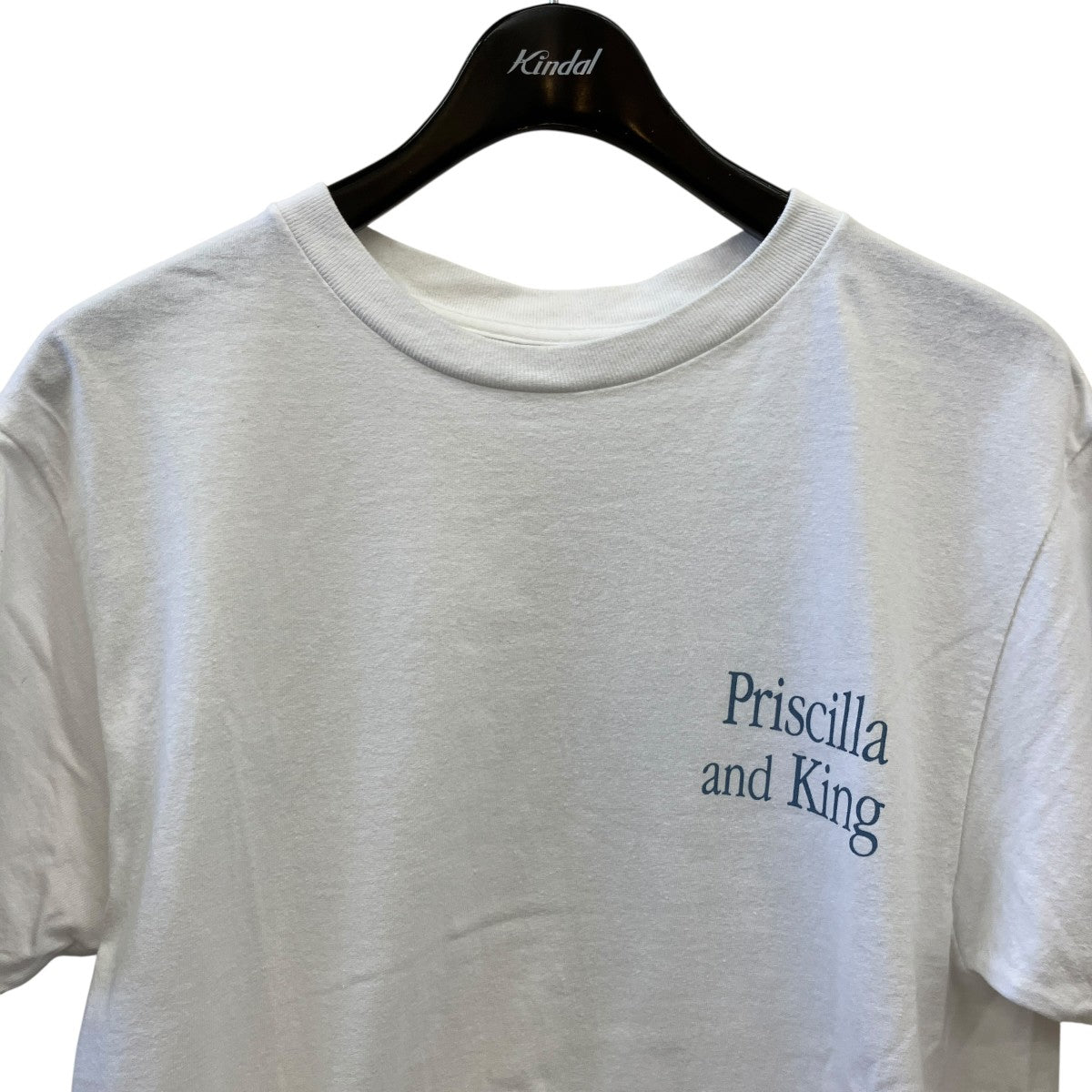 PRISCILLAプリントTシャツ