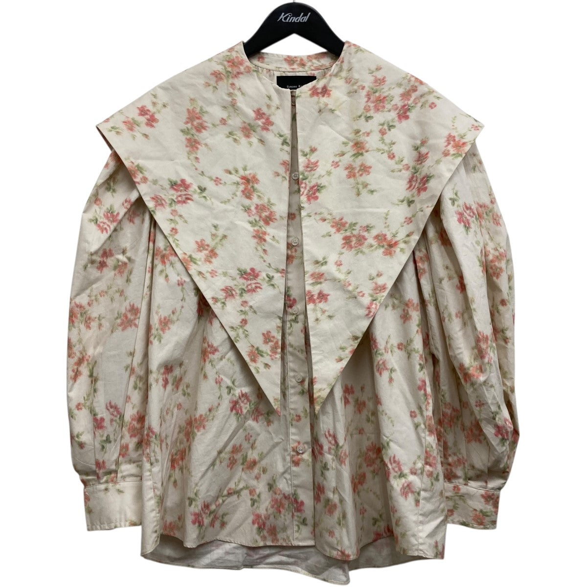 花柄シャツ