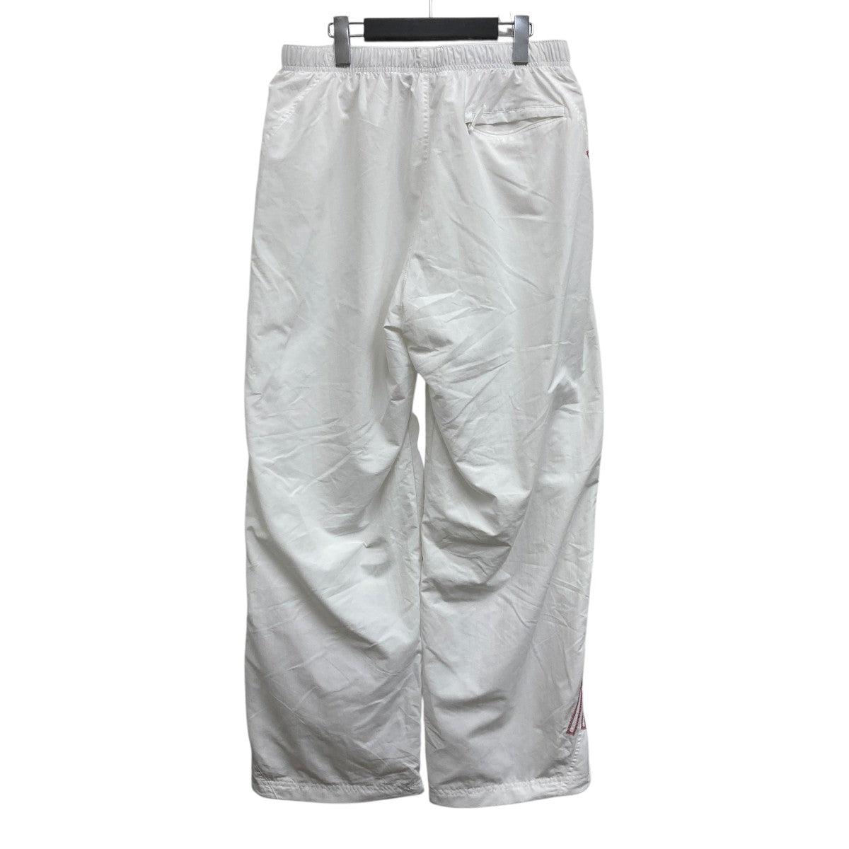 Supreme(シュプリーム) 25SSSPELLOUT EMBROIDERED TRACK PANTエン
