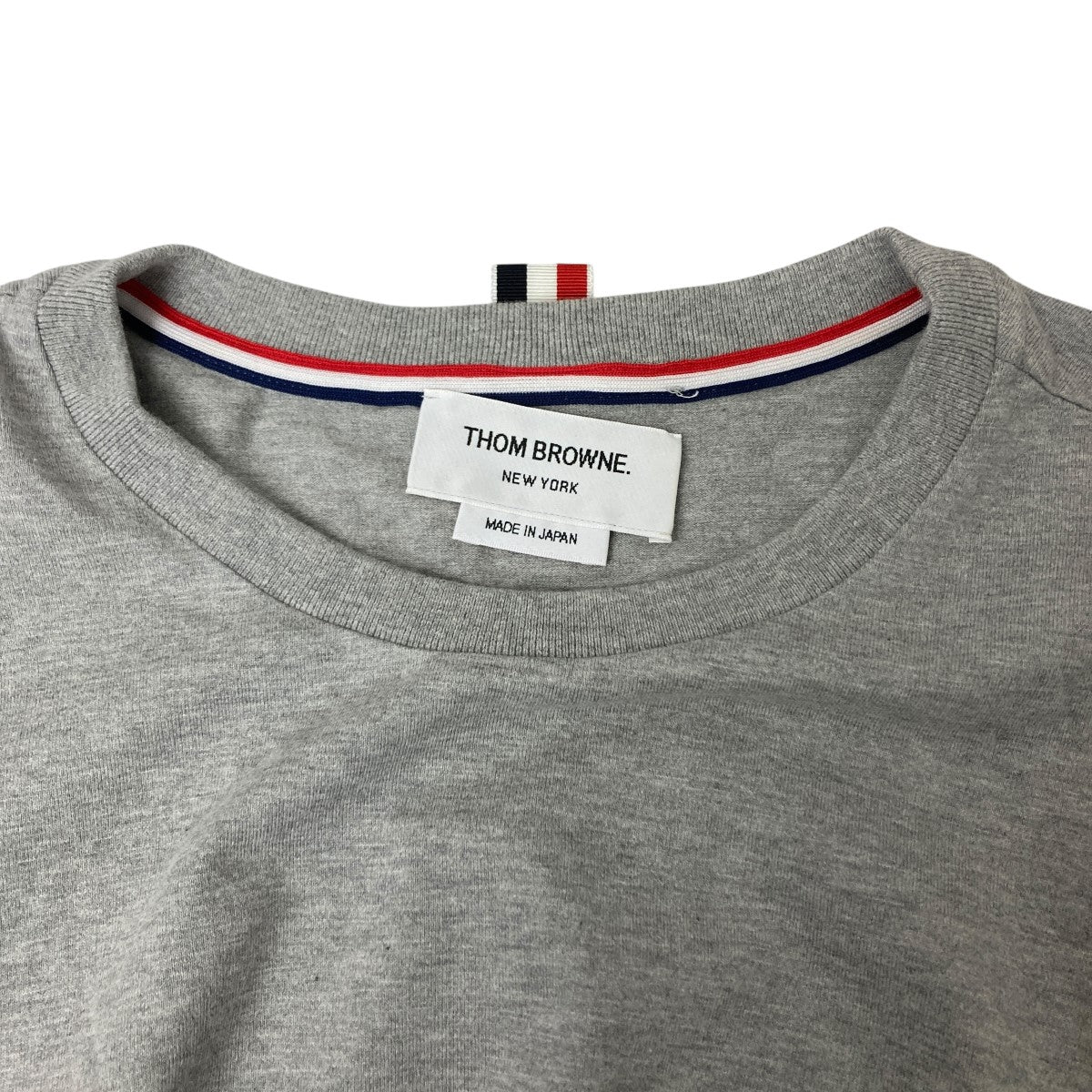 現行モデル トムブラウン Thom Browne カットソー 長袖 ホワイト 現行モデル トムブラウン Thom Browne カットソー 長袖 ホワイト