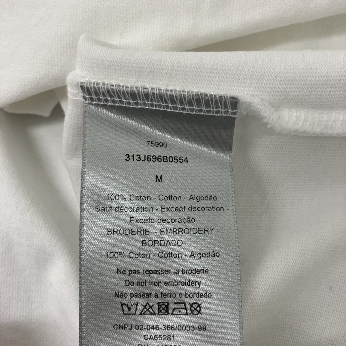 エンブロイダリーTシャツ