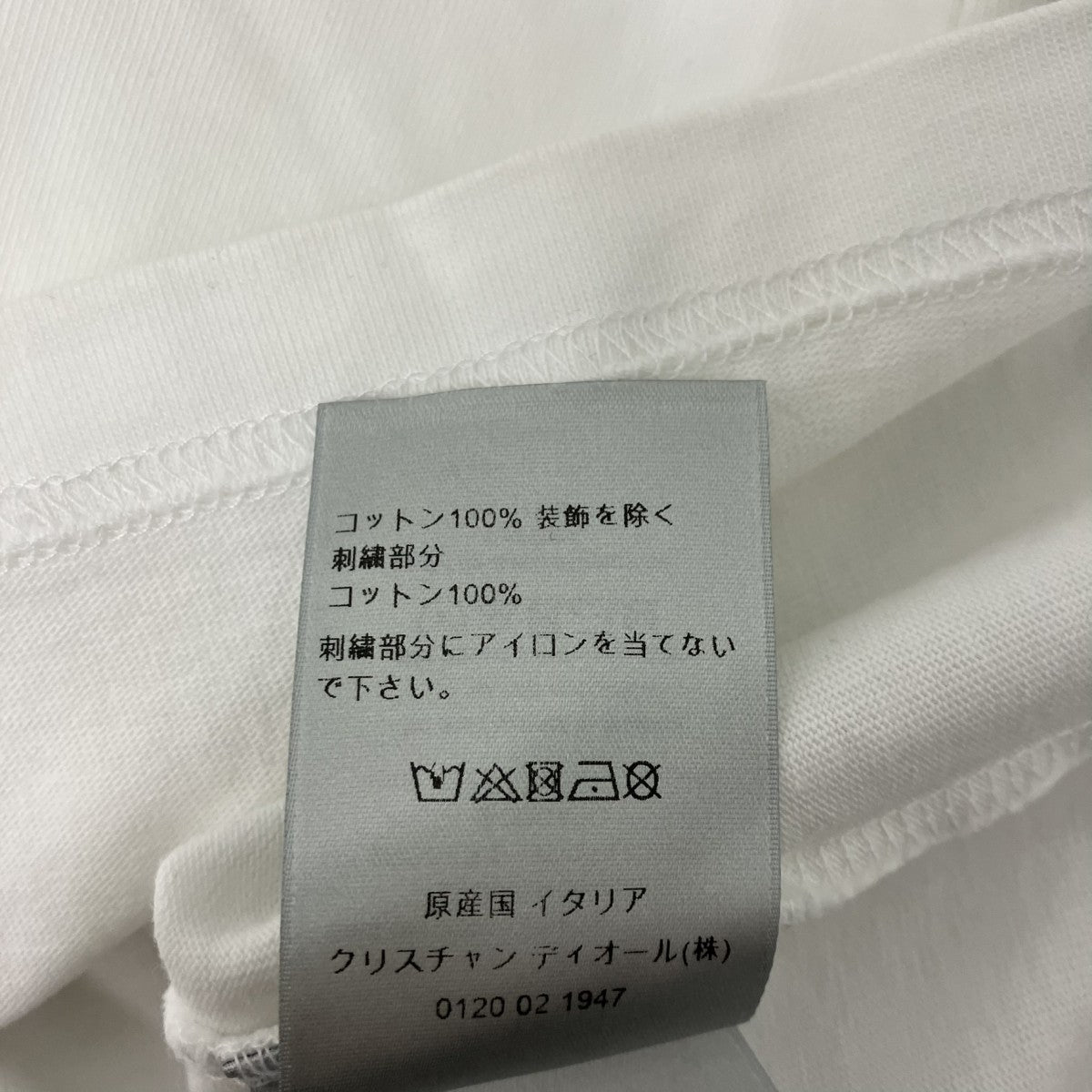 エンブロイダリーTシャツ