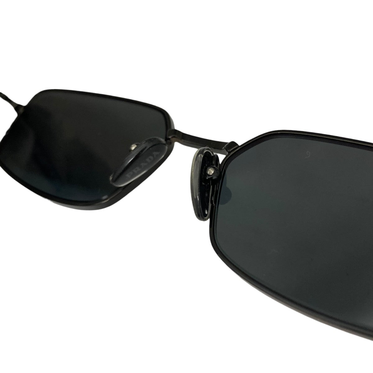 PRADA(プラダ) スクエアサングラス SPRA60 1AB-5S0 ブラック サイズ 59