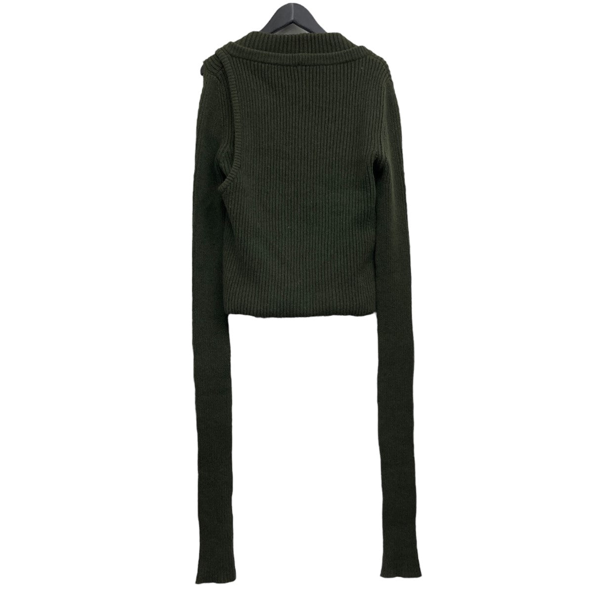 アシンメトリーショルダーカットニット
