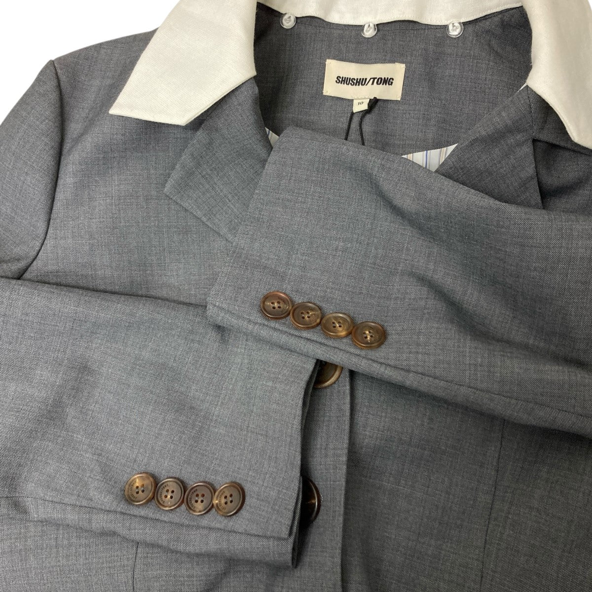 テーラードジャケット