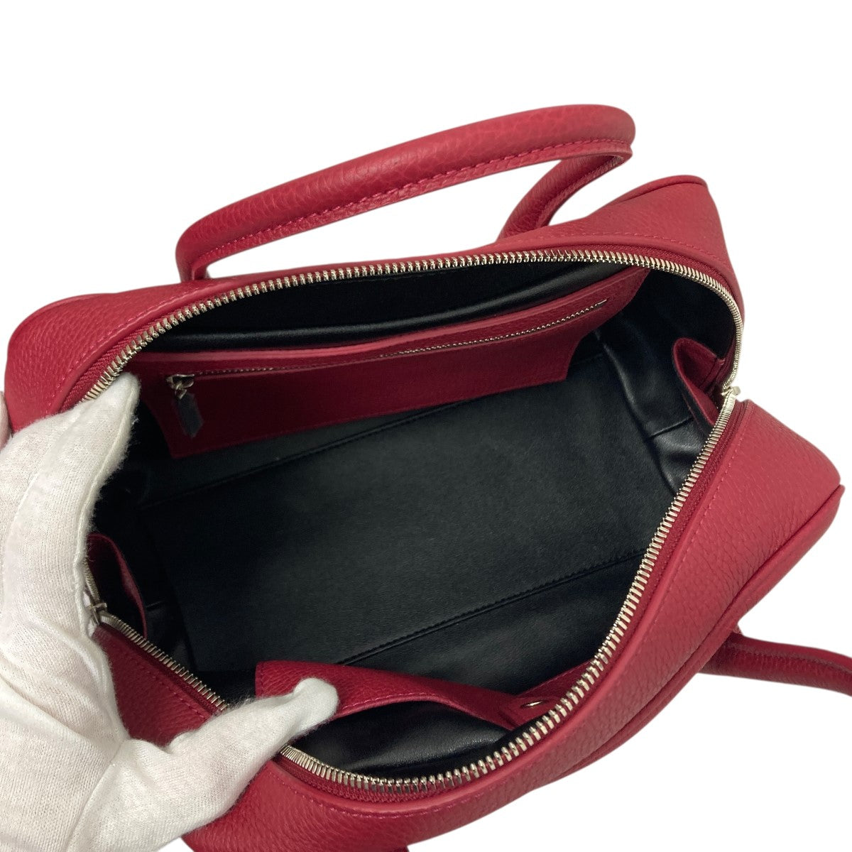 EXCLUSIVE Curvy Bag