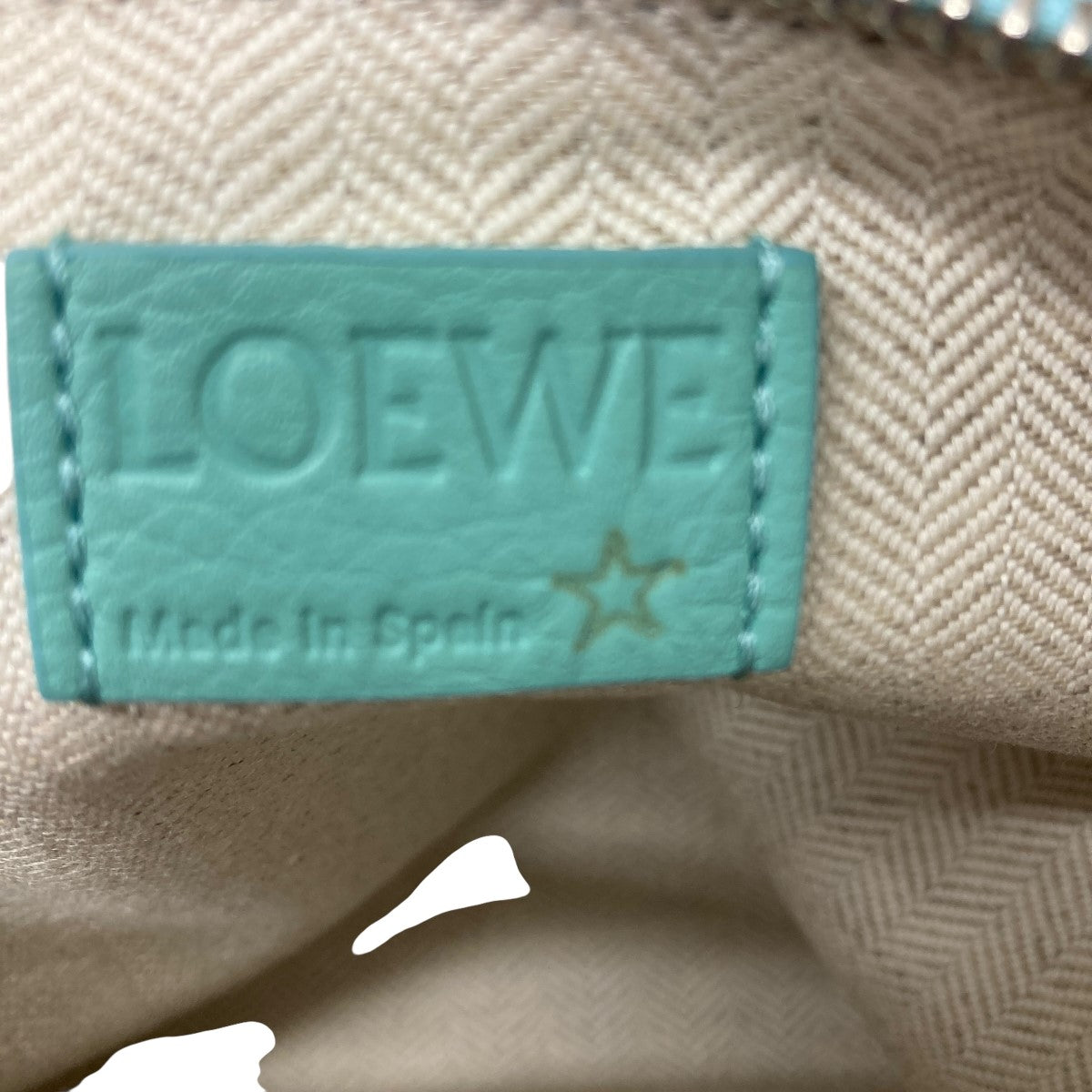 LOEWE(ロエベ) EMBROIDERED-LOGO COSMETIC BAG SAMPLE品 LOEWE(ロエベ) EMBROIDERED-LOGO COSMETIC BAG SAMPLE品