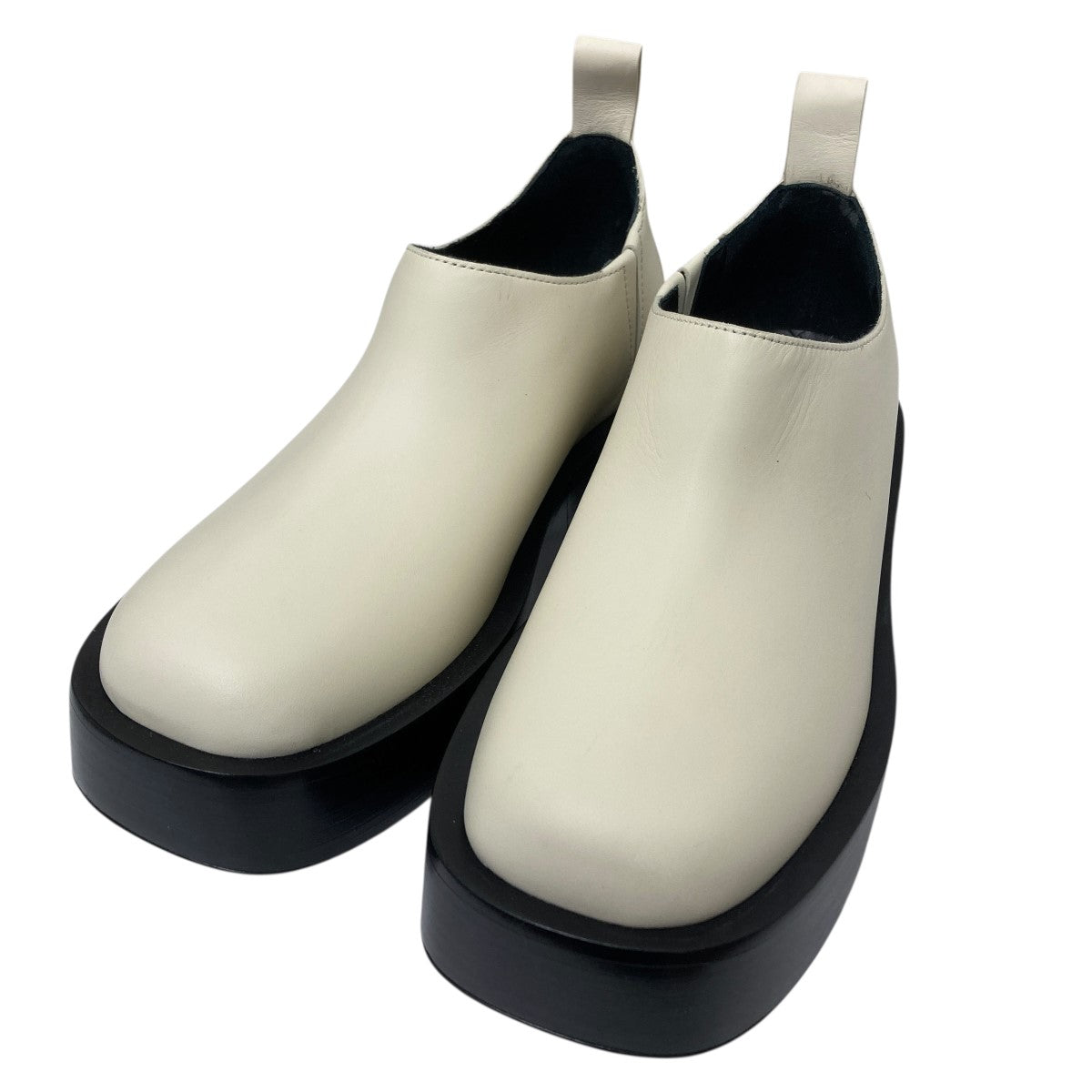BOTTEGA VENETA Torino Slip-On Shoe レザーシューズ 古着・中古-1枚目のアイテム画像