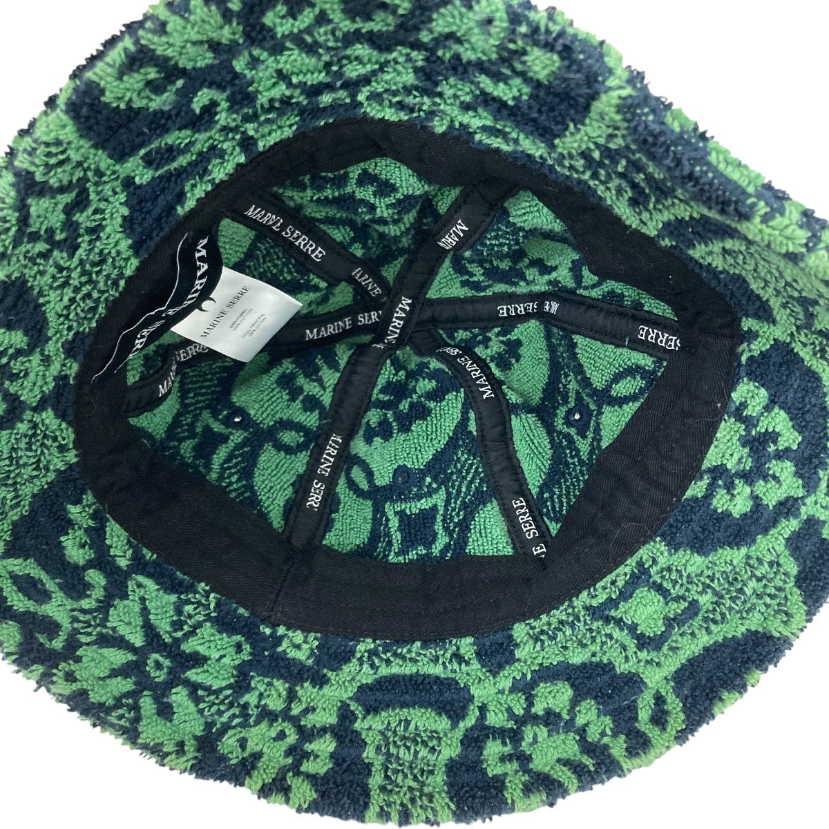 バケットハット