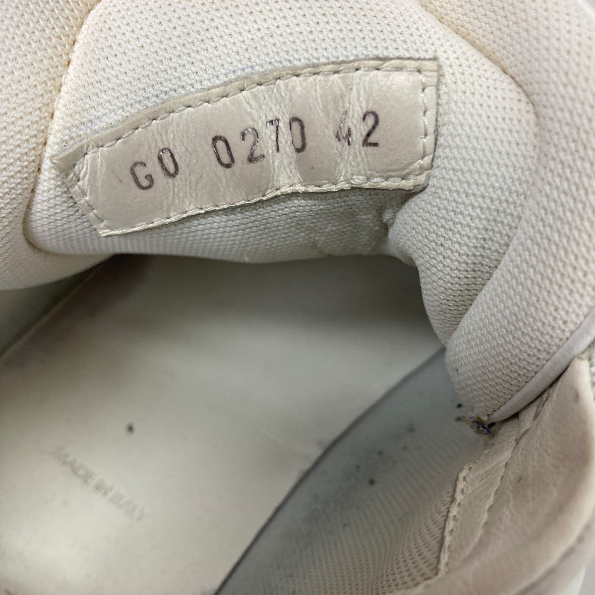 ローカットスニーカー