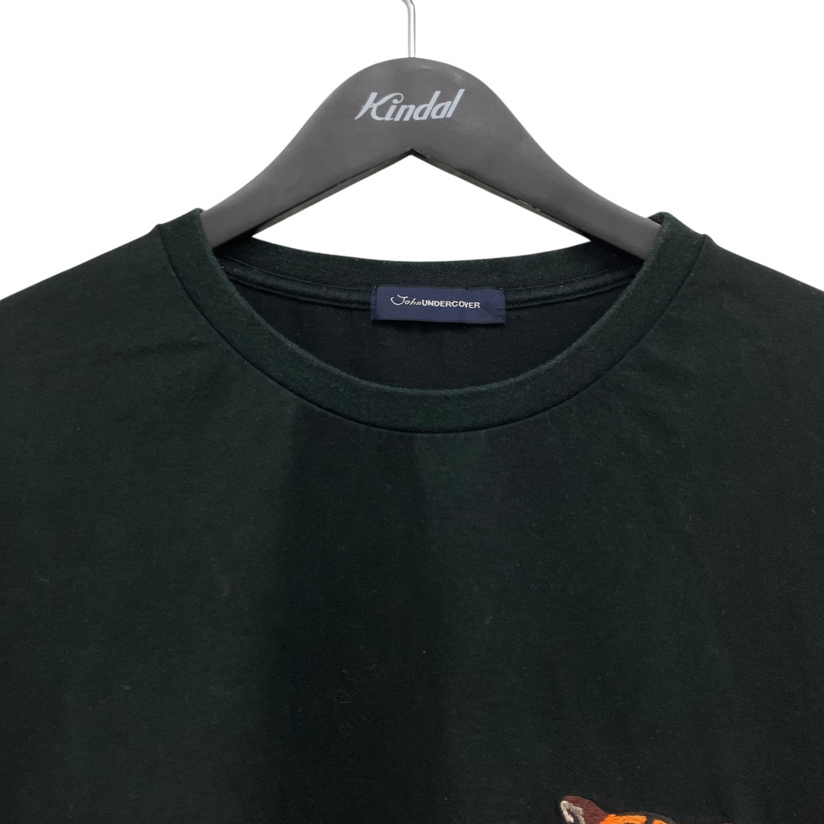 エンブロイダリーTシャツ
