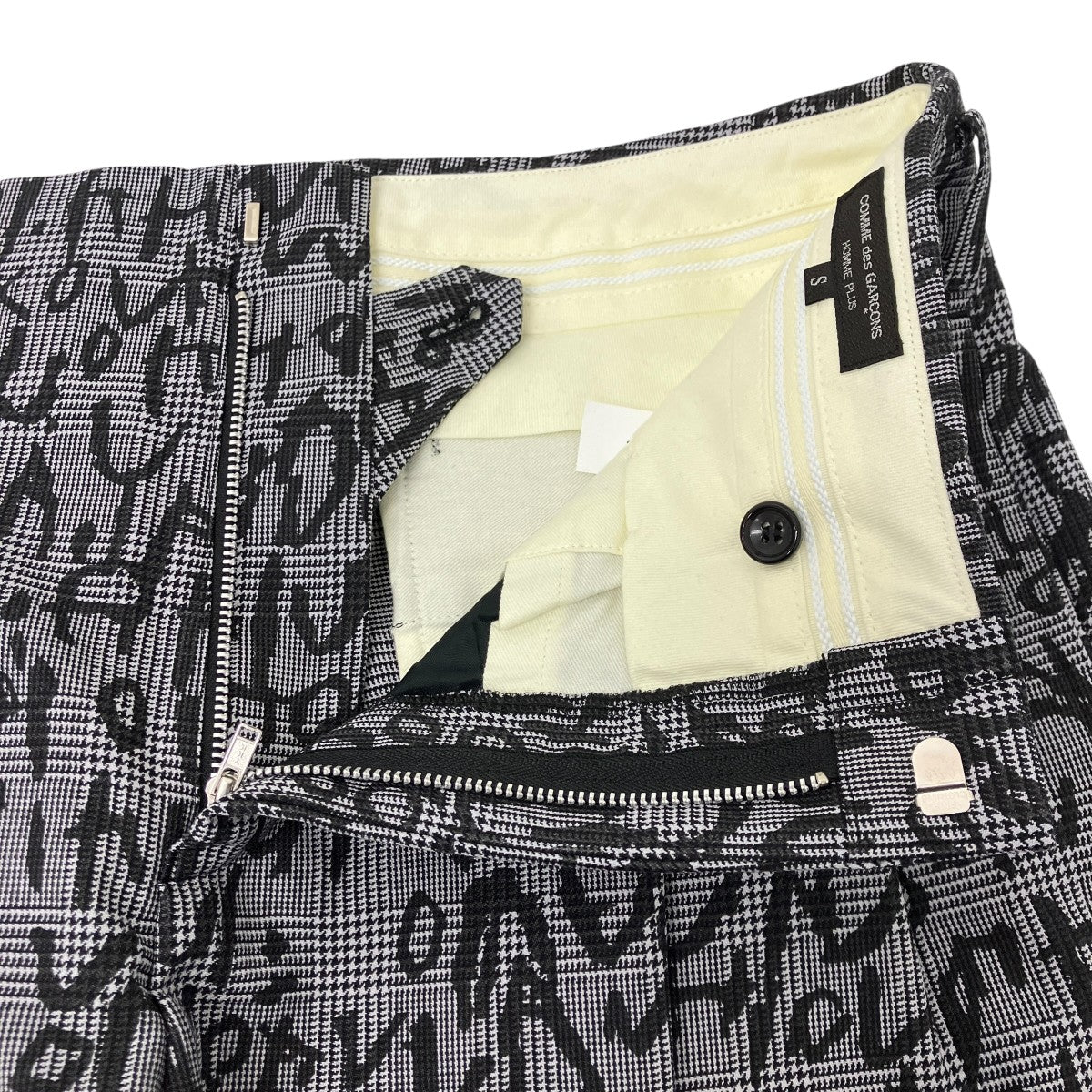 総柄ショートパンツ