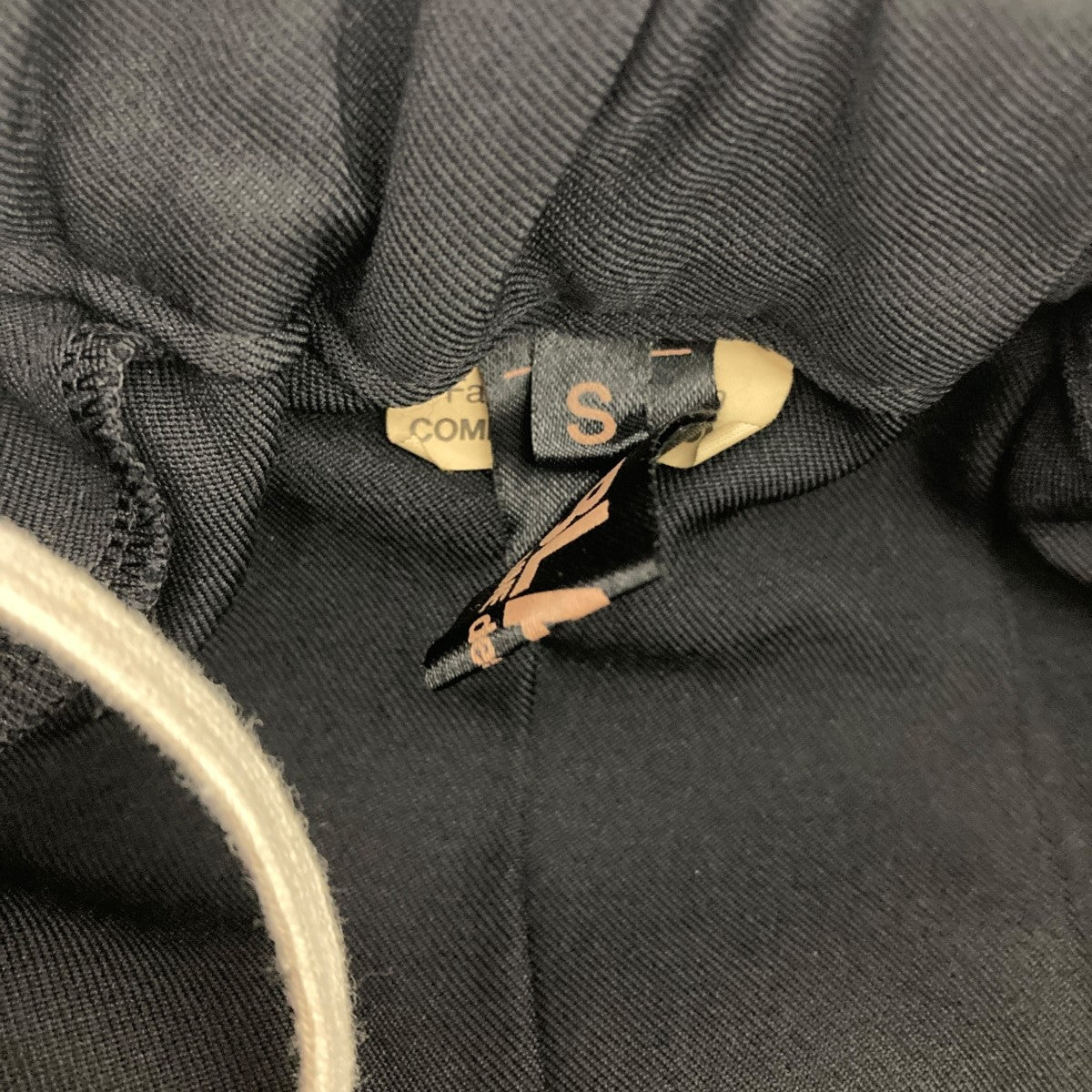 BLACK COMME des GARCONS ポリエステル縮絨ドローストリング サイドジップ プリーツスカート 古着・中古-5枚目のアイテム画像