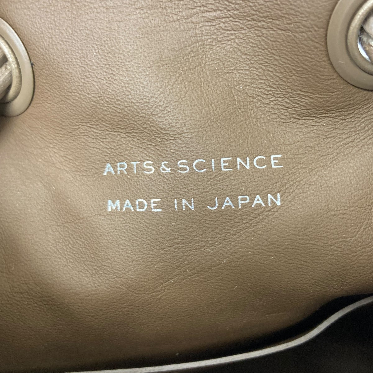 Oval lantern bag miniハンドバッグ