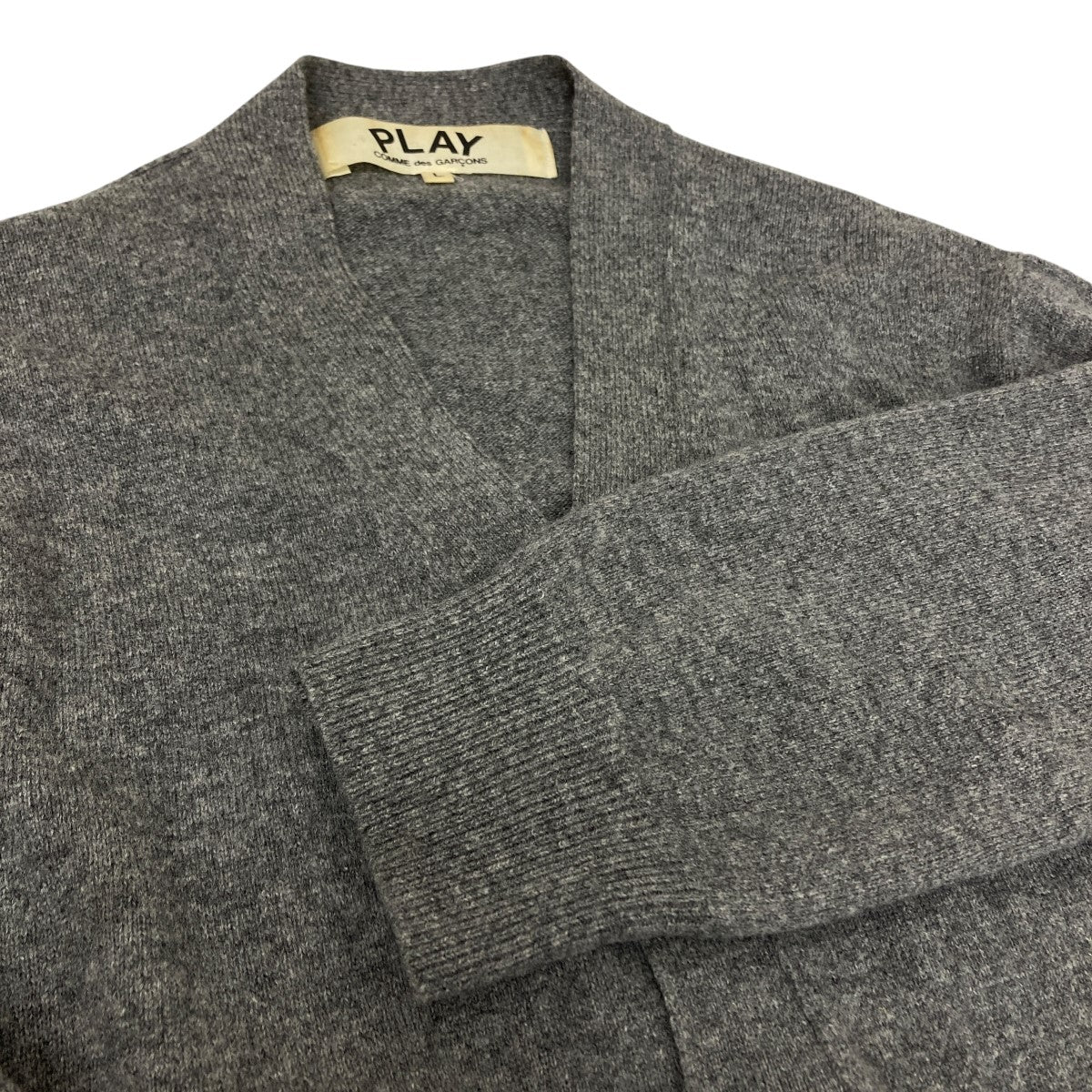 PLAY COMME des GARCONS(プレイコムデギャルソン) ニットカーディガン