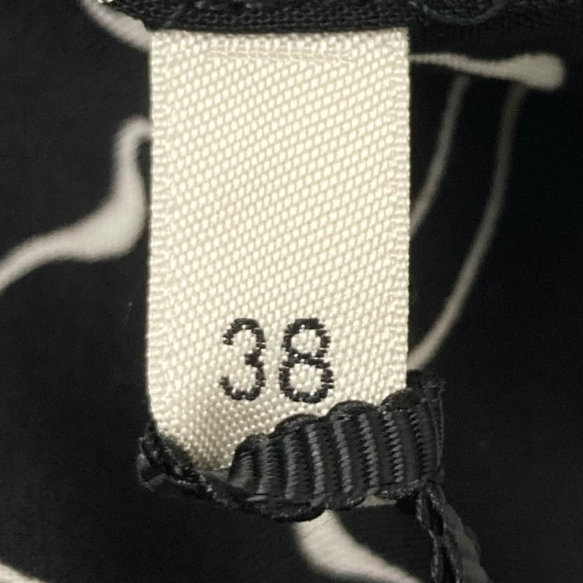 CELINE(セリーヌ) 総柄シルクシャツ 2C813977R ブラック サイズ 38