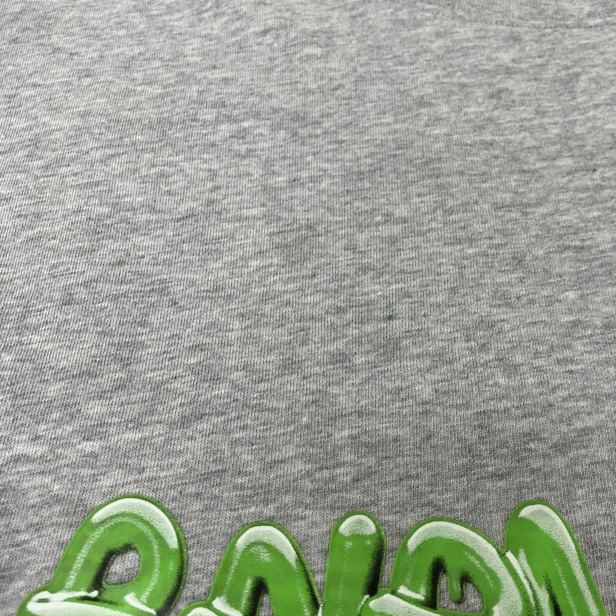 半袖ロゴTシャツ