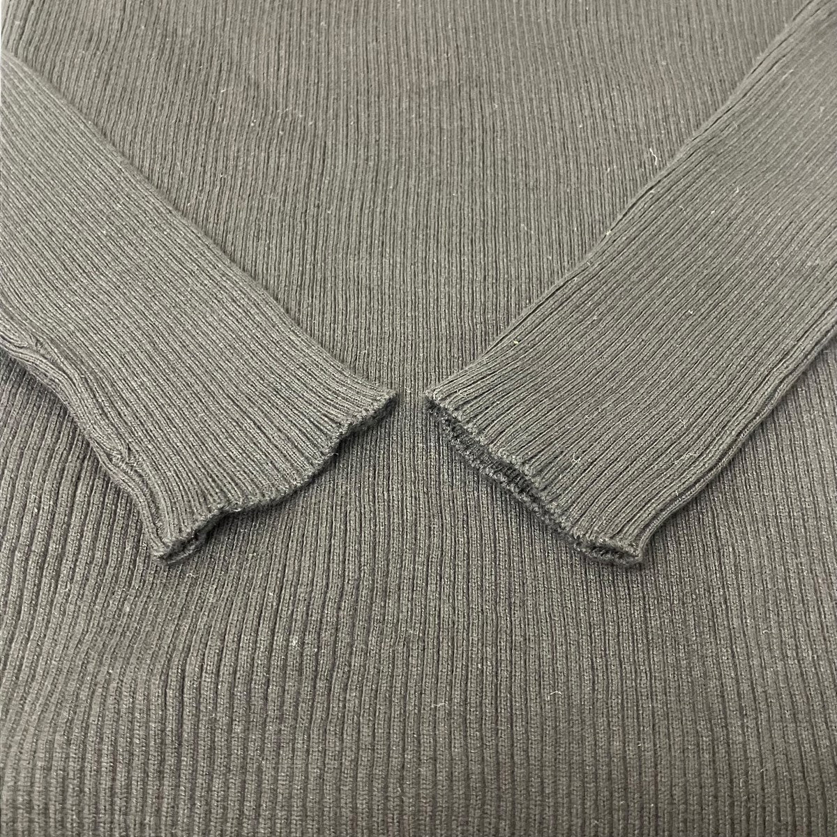 PRADA リブタートルネックニット 古着・中古-5枚目のアイテム画像