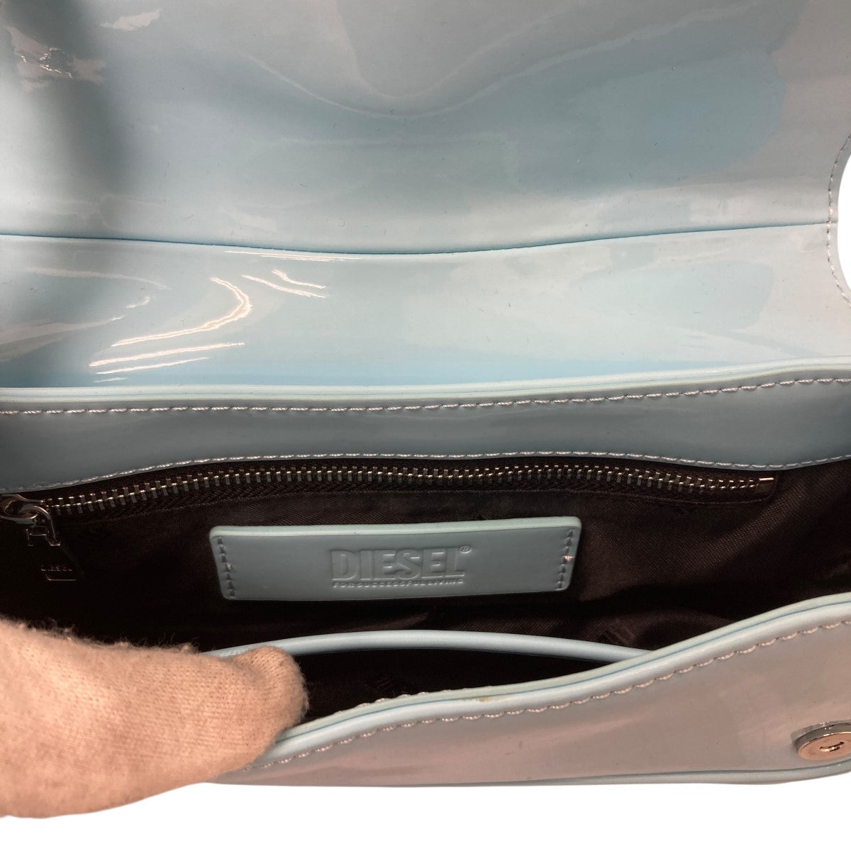 DIESEL(ディーゼル) PLAY CROSSBODYショルダーバッグ スカイブルー