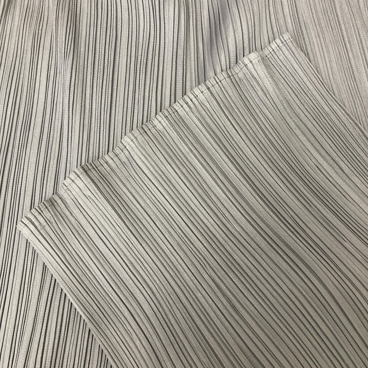 PLEATS PLEASE プリーツパンツ 古着・中古-3枚目のアイテム画像