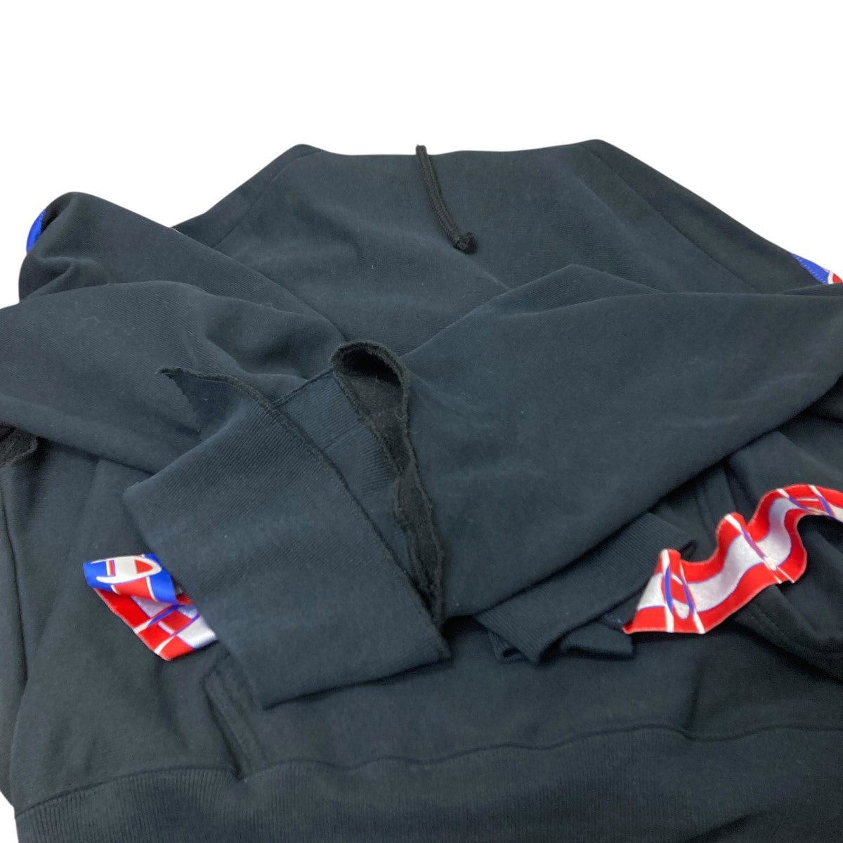 VETEMENTS×Champion プルオーバーパーカー 古着・中古-4枚目のアイテム画像