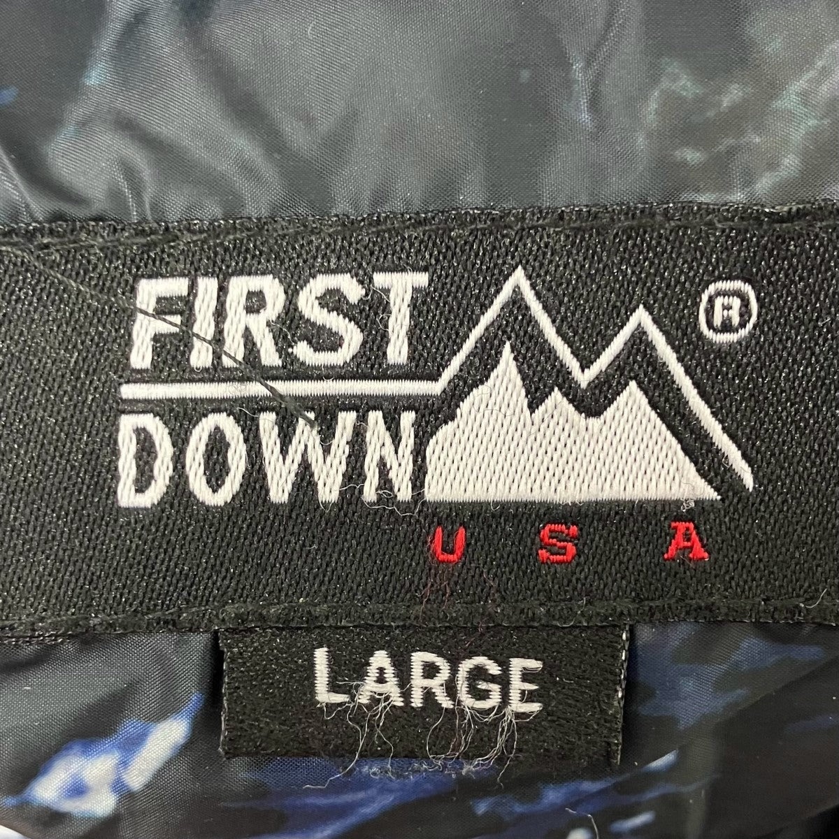 FIRST DOWN リバーシブルダウンジャケット 古着・中古-8枚目のアイテム画像