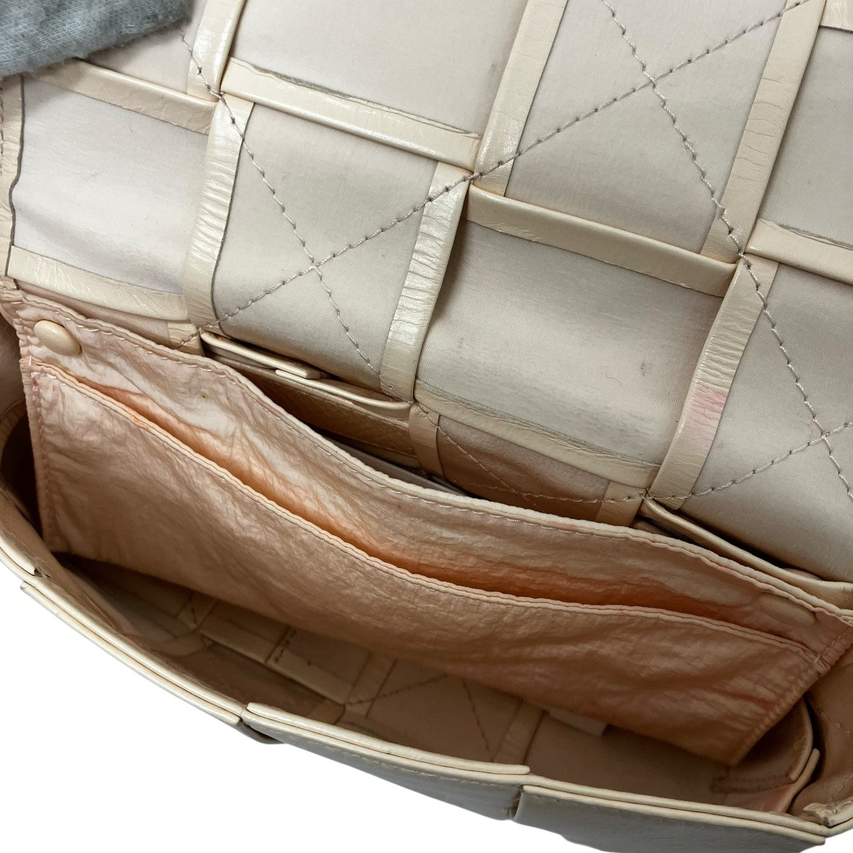BOTTEGA VENETA CASSETTE BAG MELON WASHEDカセットショルダーバッグ 古着・中古-7枚目のアイテム画像